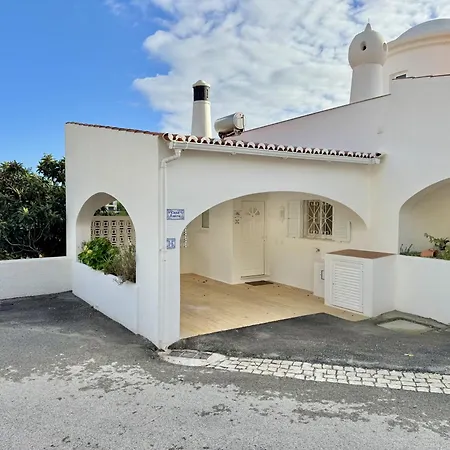 Nyaraló In Center With Pool *