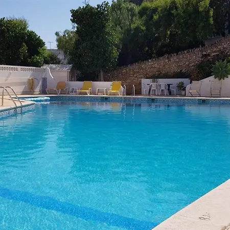 Nyaraló In Center With Pool
